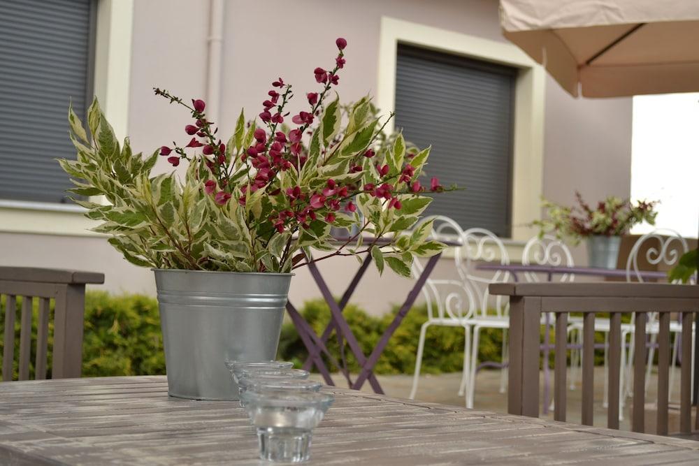 Ellopia Point Hotel Ioannina Extérieur photo